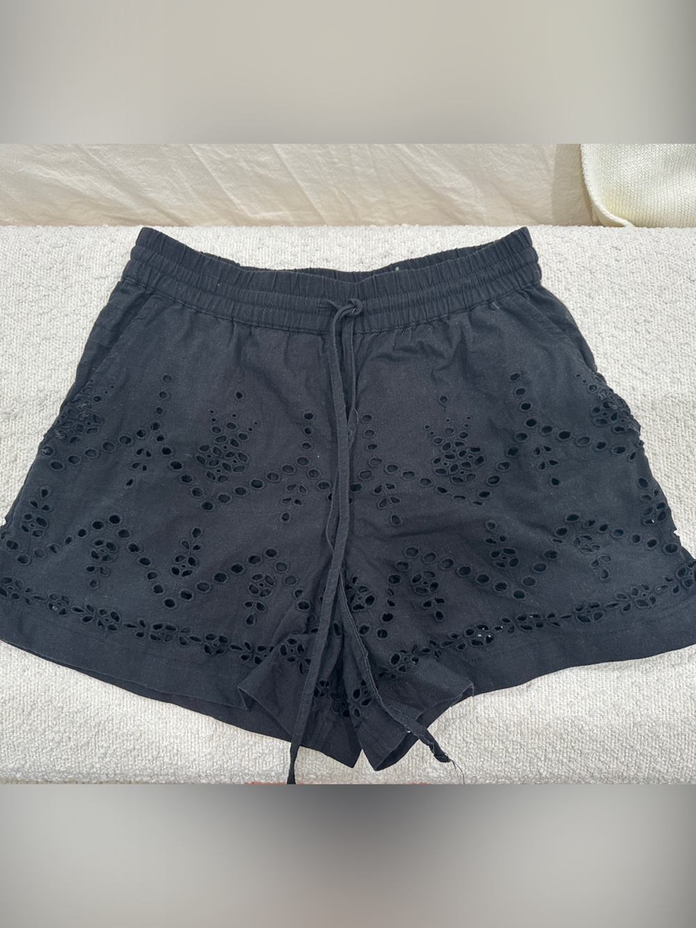 Eyelet Maeve Drawstring Women’s Shorts - Black